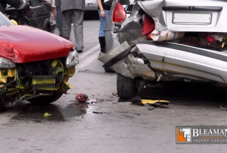 When to Hire a Personal Injury Lawyer after a Car Crash in Arizona?